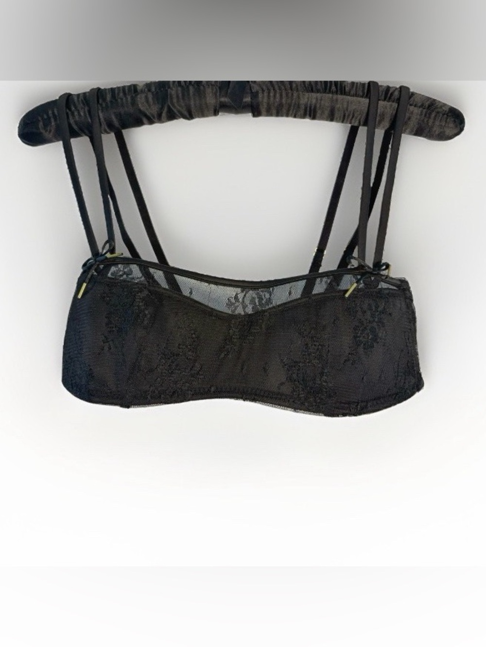 Frederick’s of Hollywood Black Lace Bandeau Bralette NWOT Medium